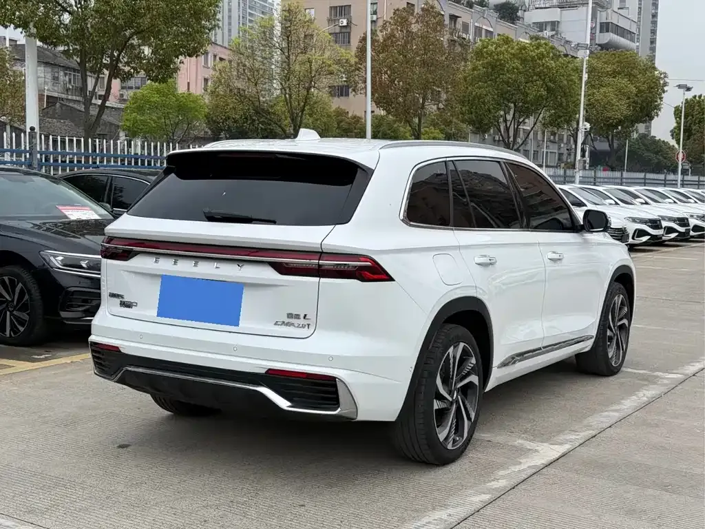 Geely Xingyue L — фото 2