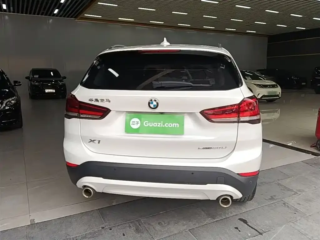 BMW X1 2021 из CN, фото 8