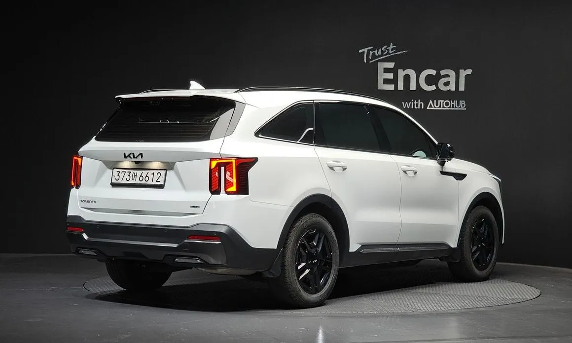 Kia Sorento — фото 8
