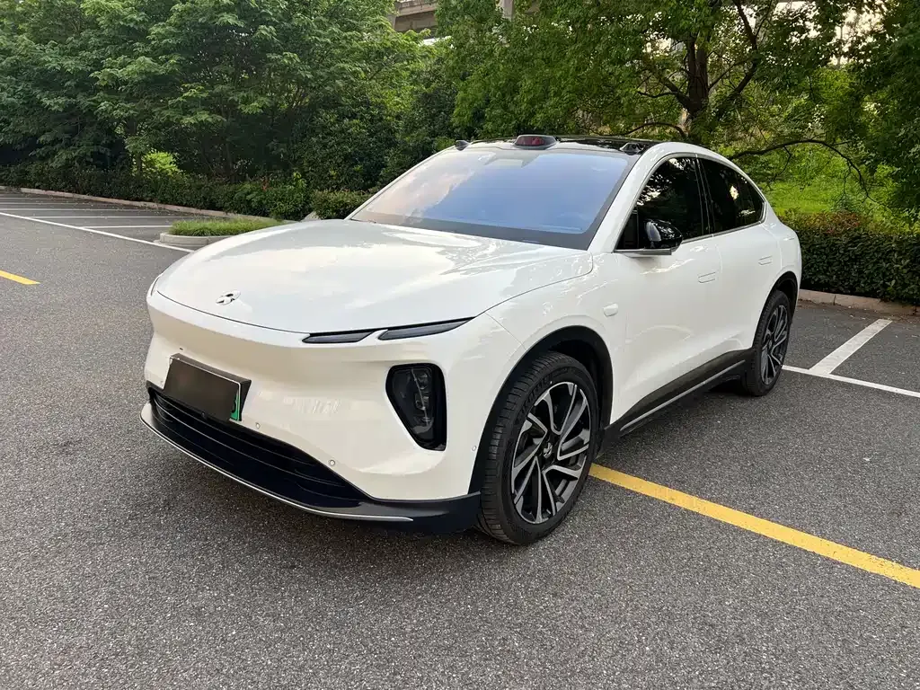 NIO EC6 — фото 1