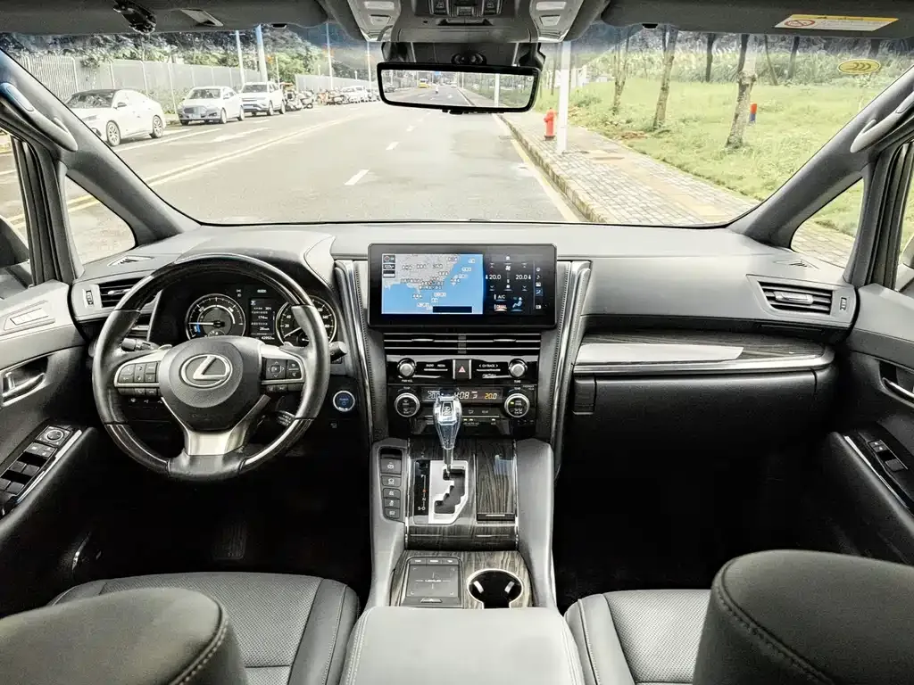 Lexus LM 2022 из CN, фото 7