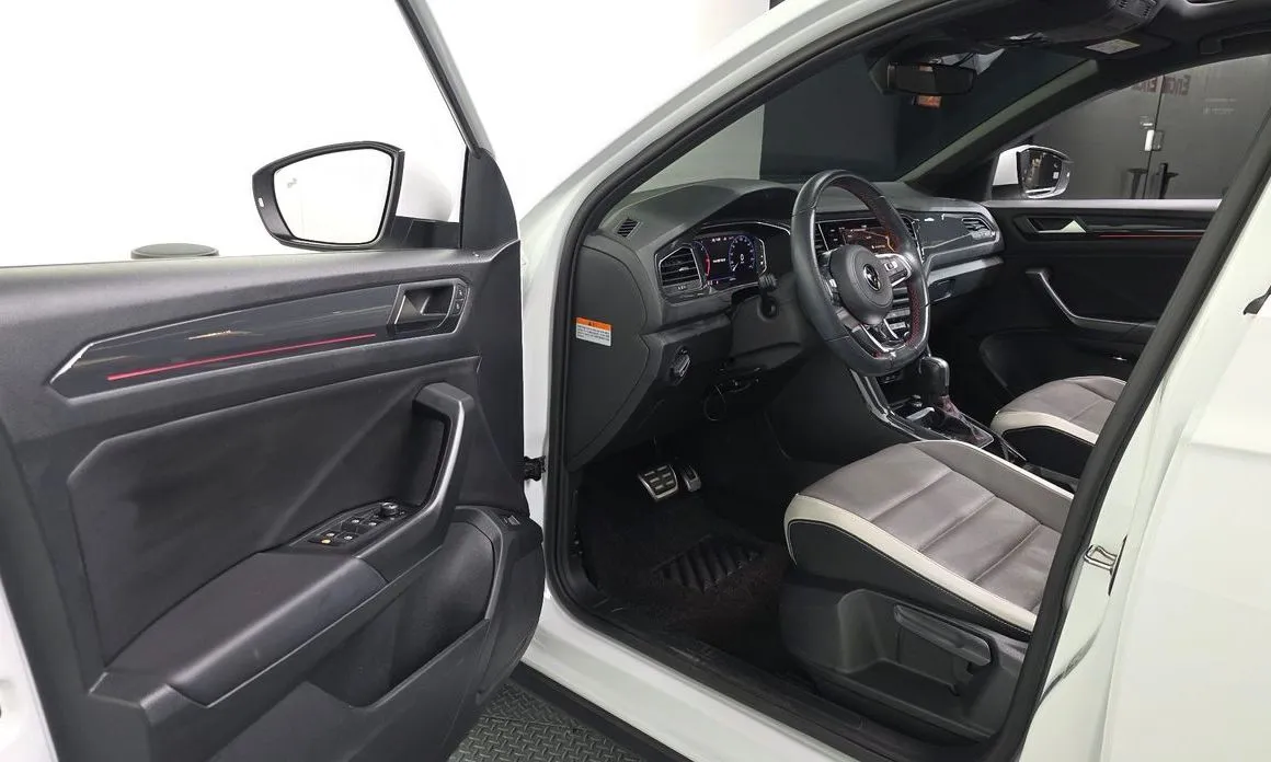Volkswagen T-Roc 2021 из KR, фото 8