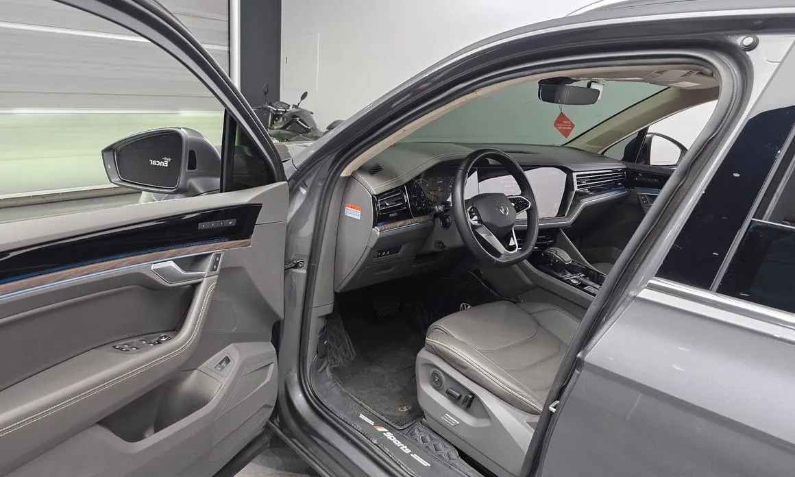 Volkswagen Touareg 2023 из KR, фото 5