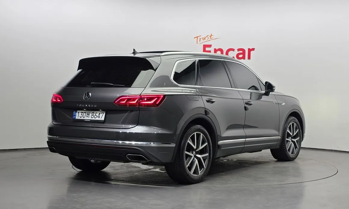 Volkswagen Touareg 2023 из KR, фото 3
