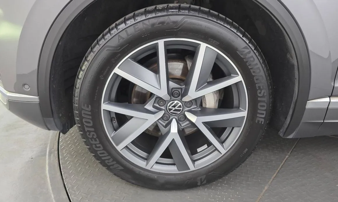 Volkswagen Touareg 2023 из KR, фото 8