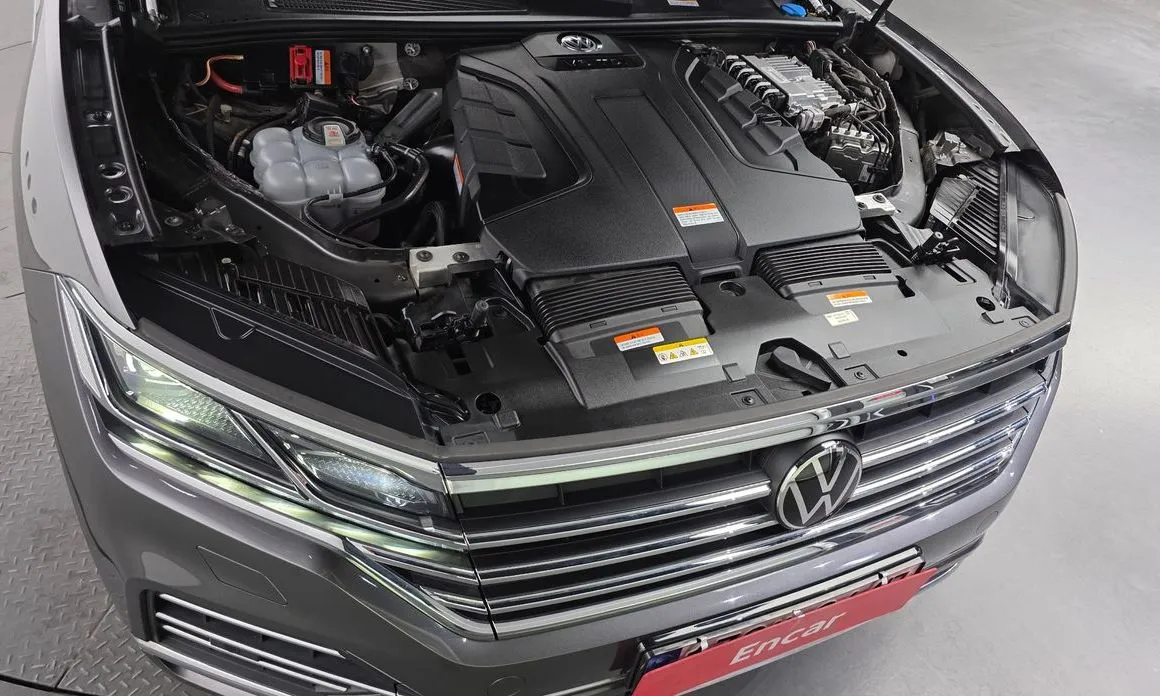 Volkswagen Touareg 2023 из KR, фото 9