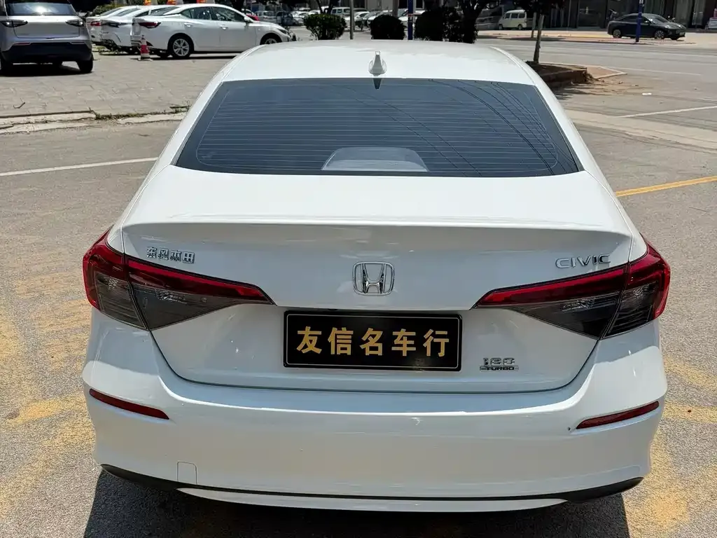 Honda Civic 2024 из CN, фото 5