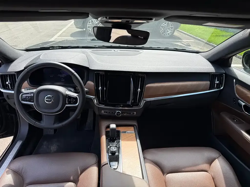 Volvo S90 — фото 6