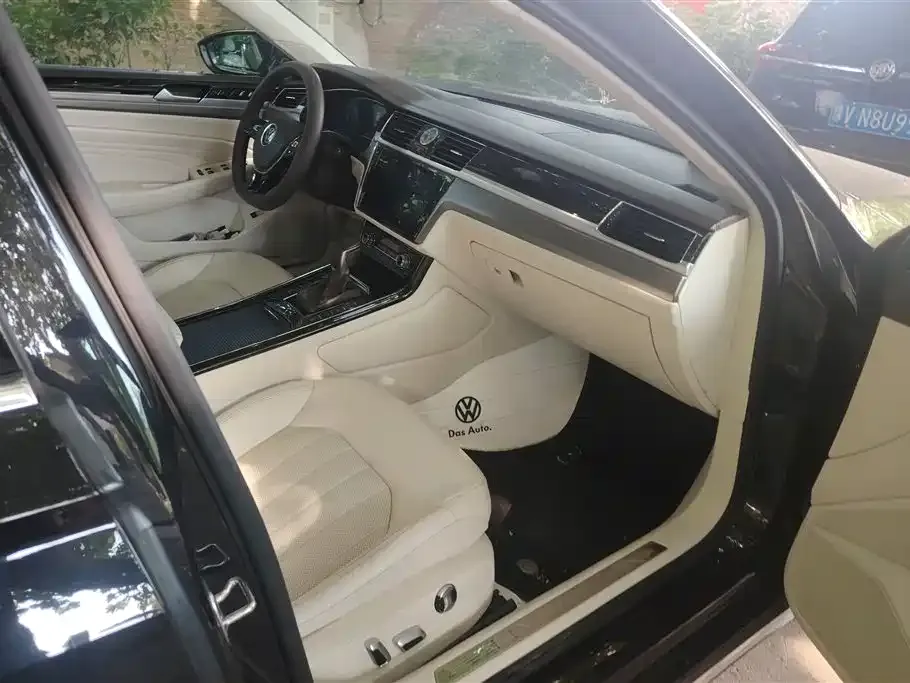 Volkswagen Phideon 2021 из CN, фото 6