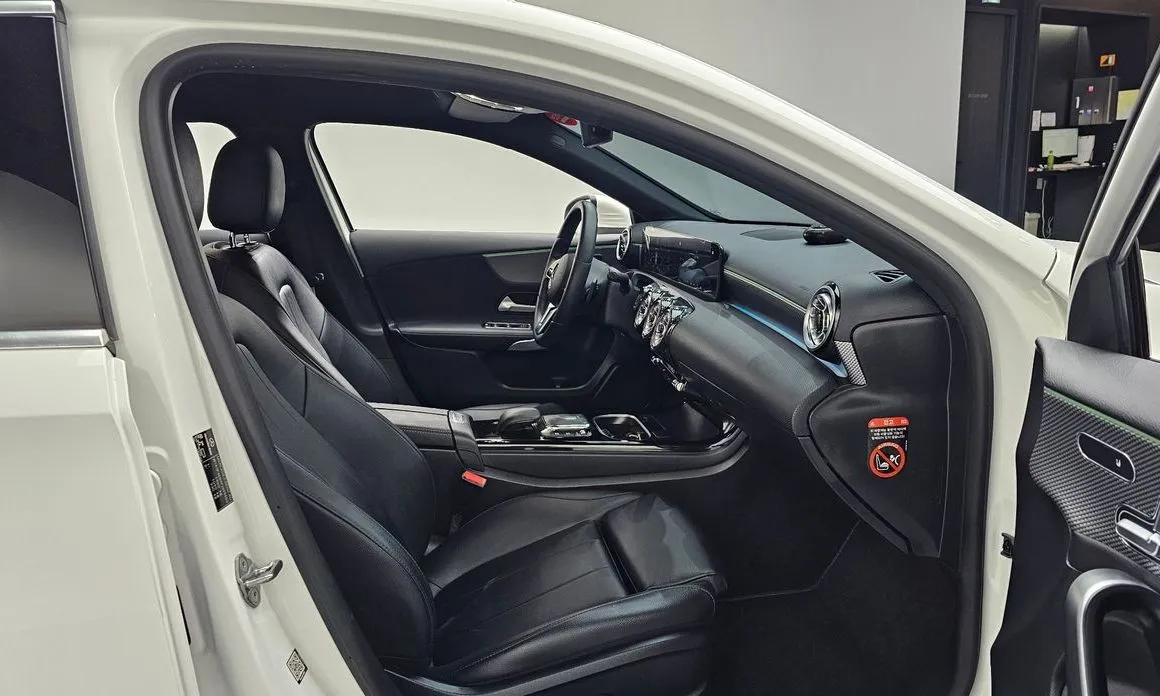 Mercedes-Benz A-Class 2023 из KR, фото 8