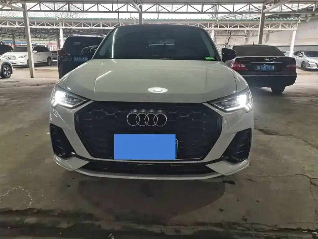 Audi Q3 Sportback — фото 6