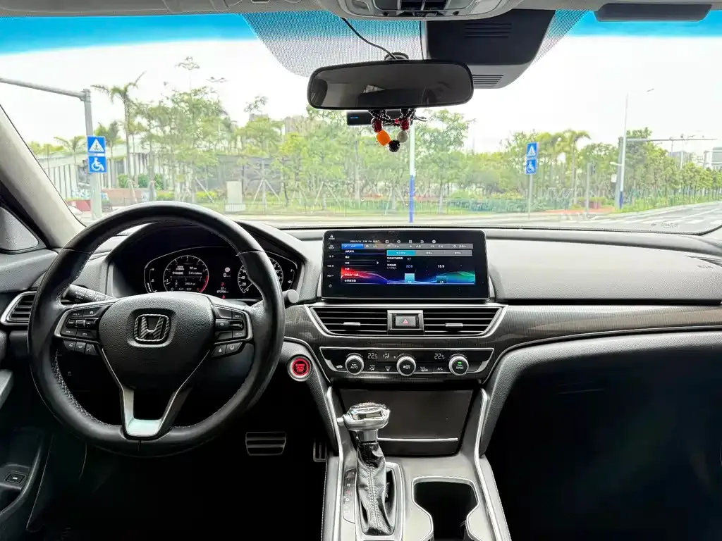 Honda Accord — фото 2