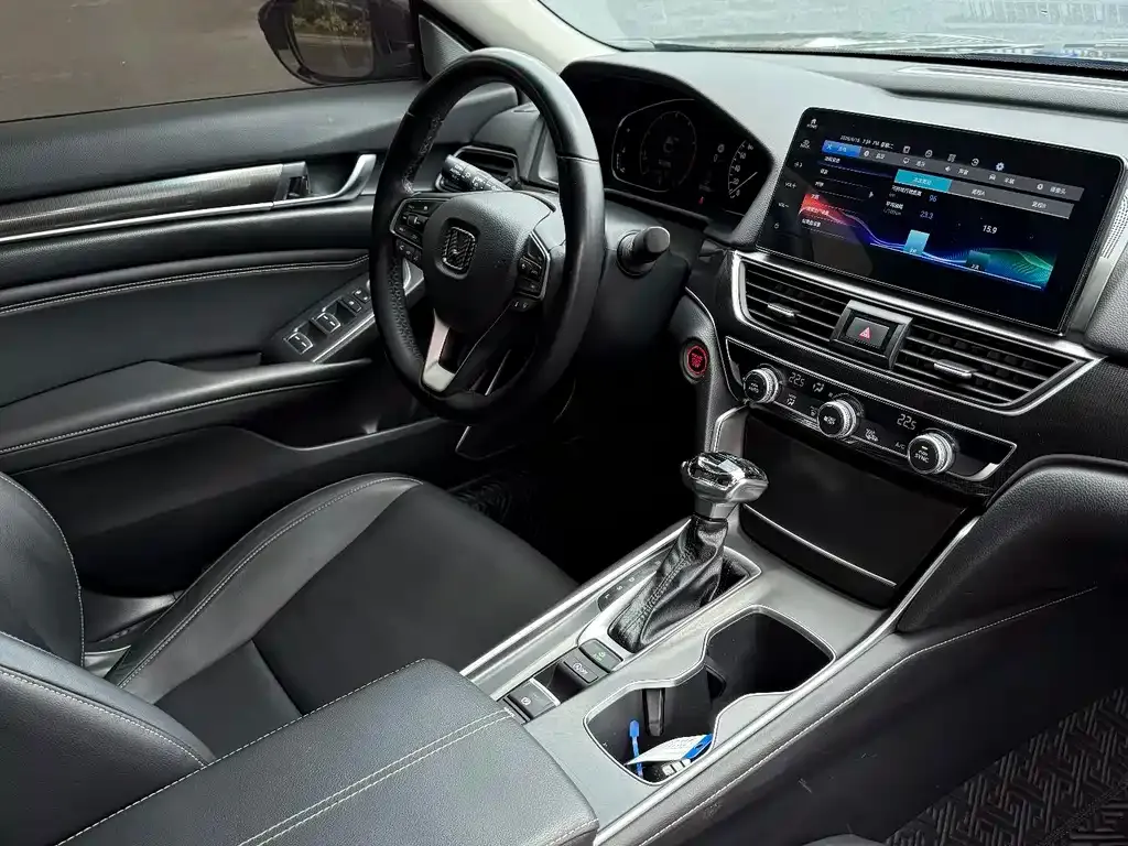 Honda Accord — фото 3