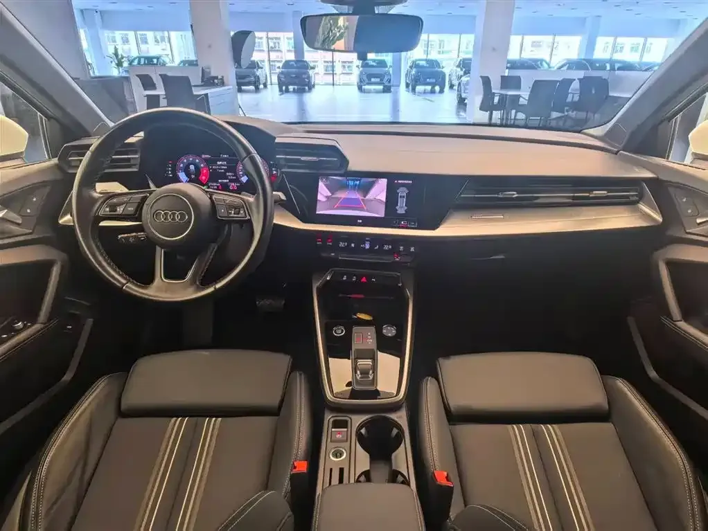 Audi A3 2024 из CN, фото 8