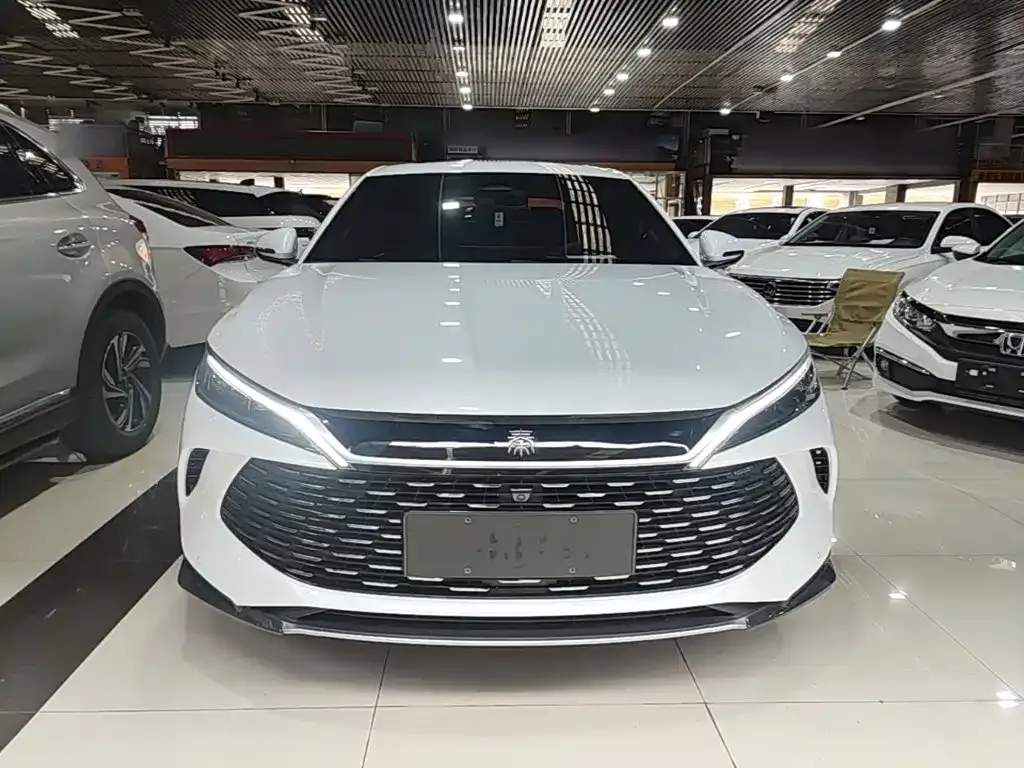 BYD Qin L — фото 7