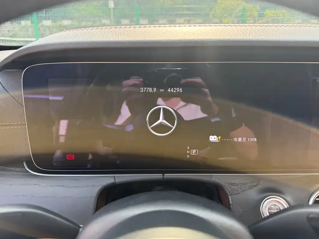 Mercedes-Benz E-Class New Energy — фото 2