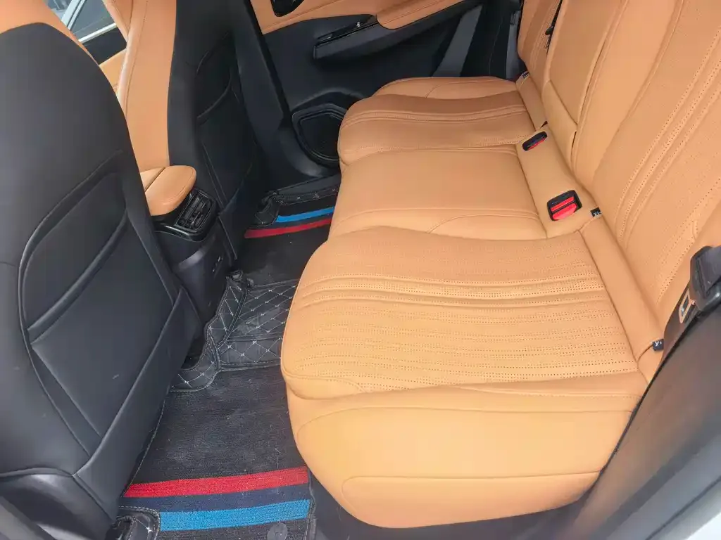 Geely Galaxy L7 2023 из CN, фото 2