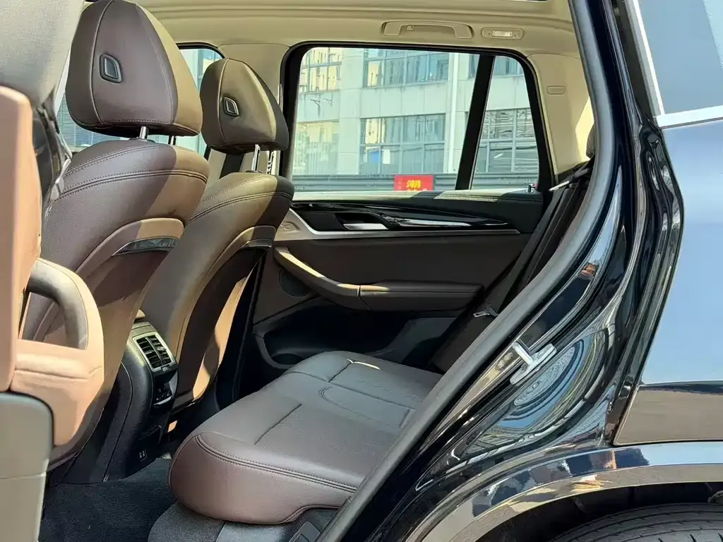 BMW X3 2024 из CN, фото 9