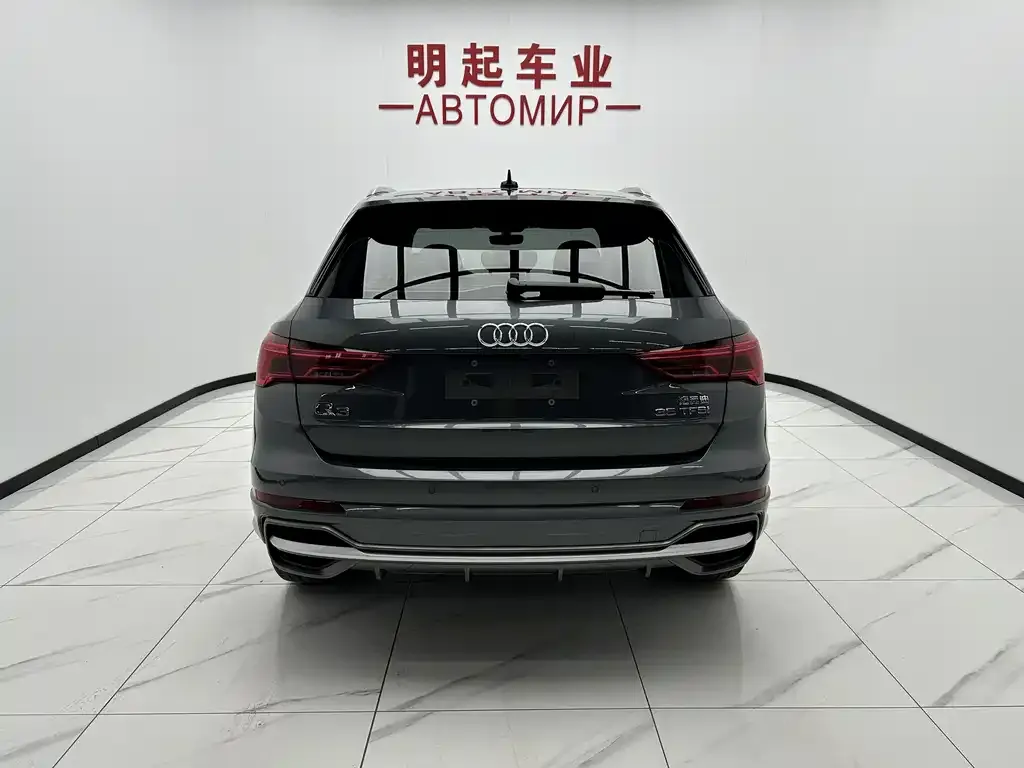 Audi Q3 — фото 10