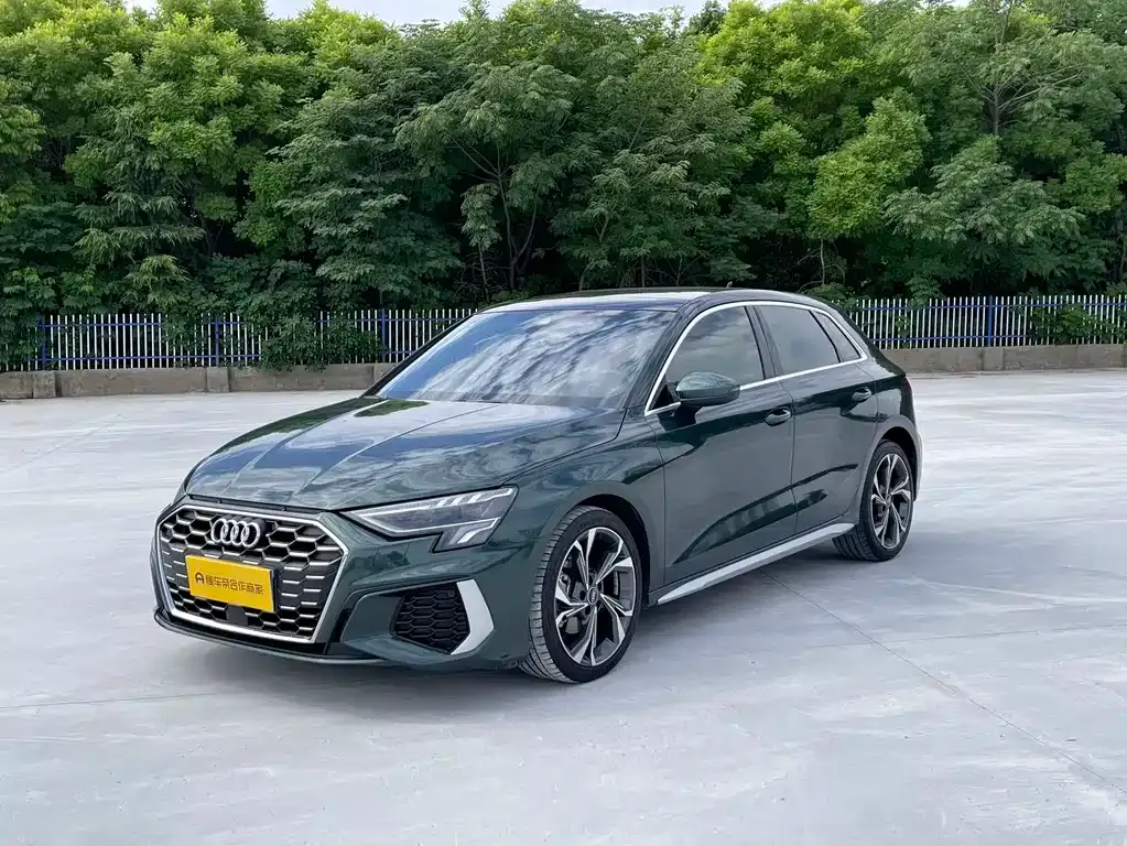 Audi A3 — фото 1