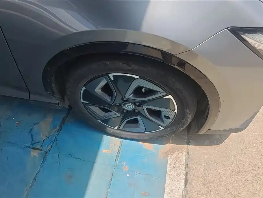 Toyota bZ3 2023 из CN, фото 8