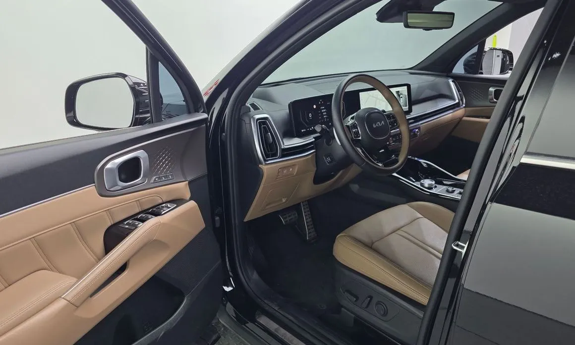 Kia Sorento — фото 7