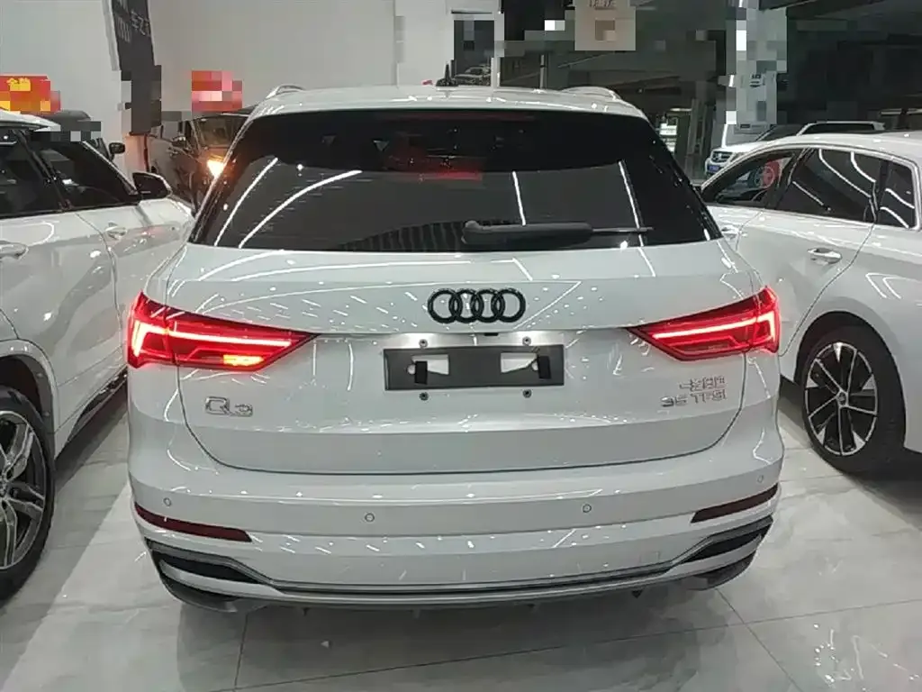 Audi Q3 — фото 8