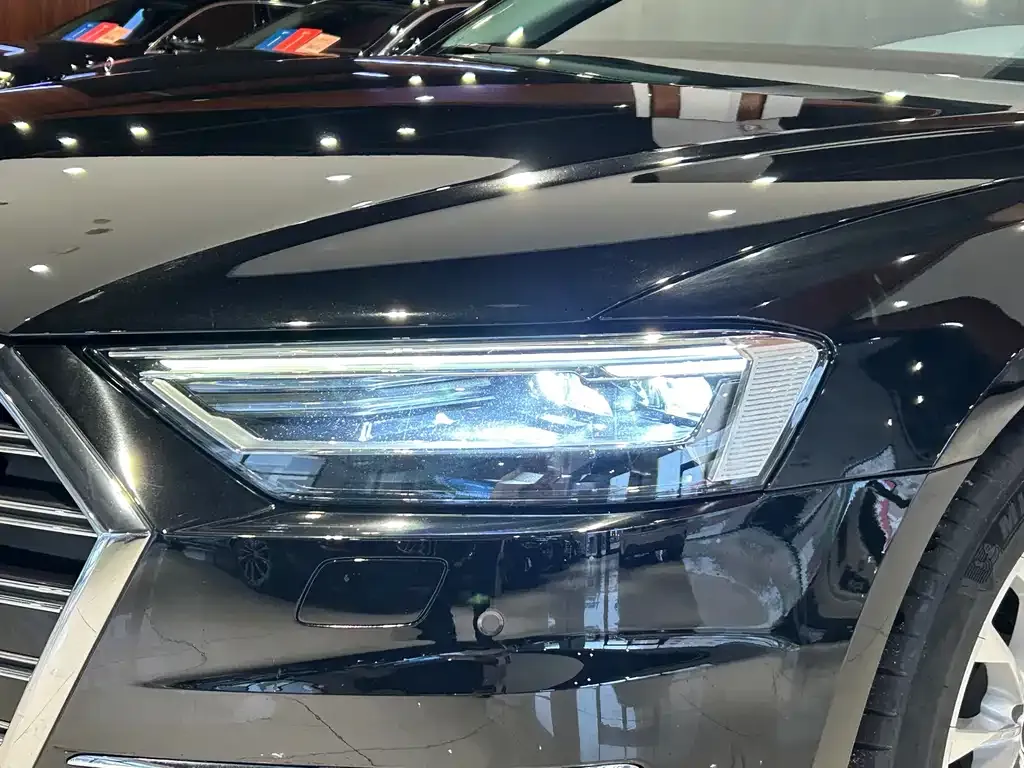 Audi A8 2021 из CN, фото 9