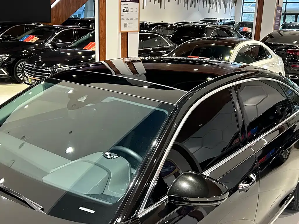 Audi A8 2021 из CN, фото 8