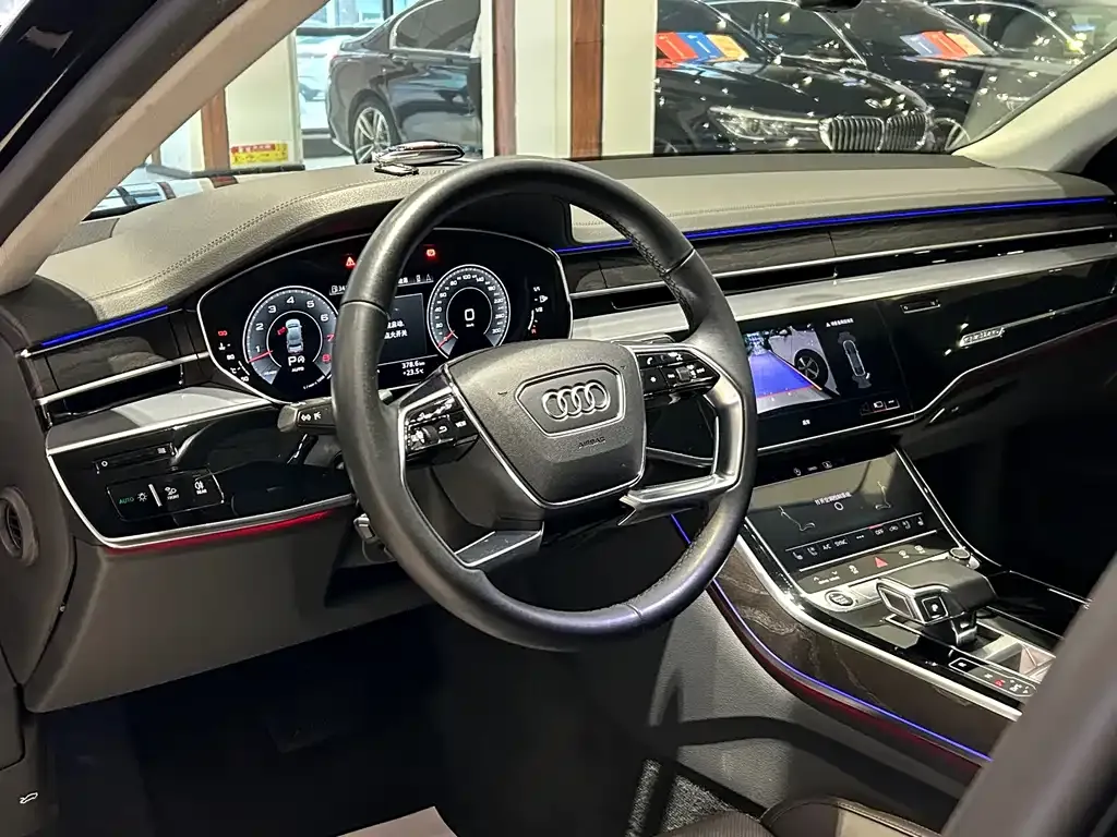 Audi A8 2021 из CN, фото 6