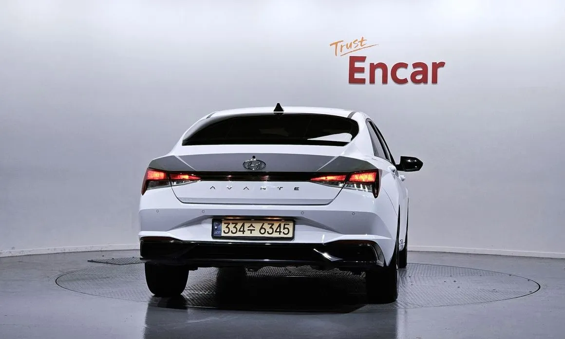 Hyundai AVANTE — фото 3