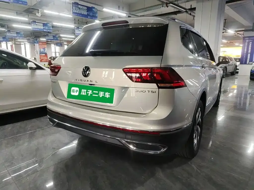 Volkswagen Tiguan L — фото 3