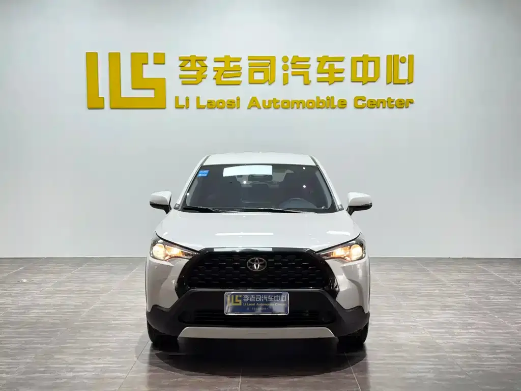 Toyota Corolla Cross — фото 4