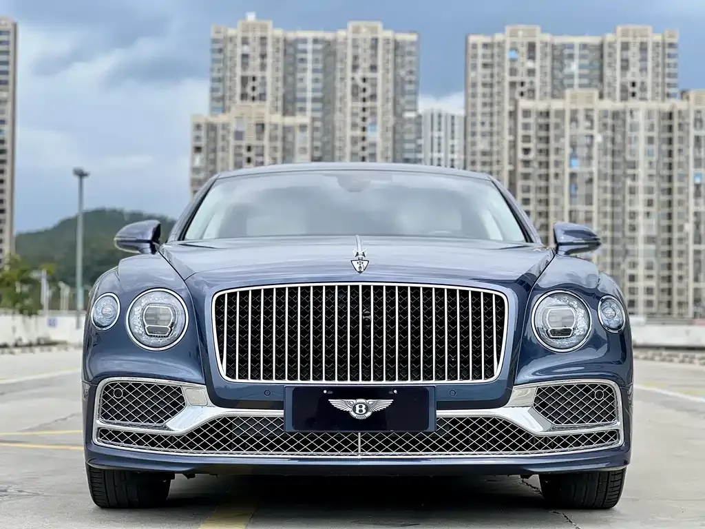 Bentley Flying Spur PHEV 2022 из CN, фото 7