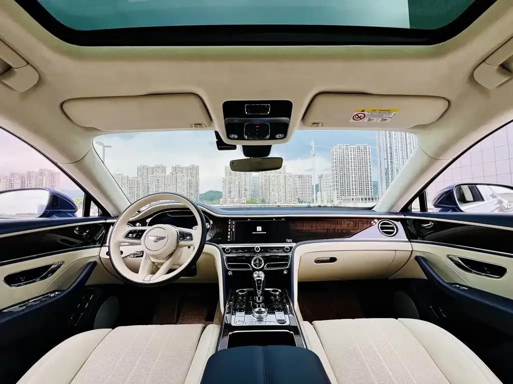 Bentley Flying Spur PHEV 2022 из CN, фото 10