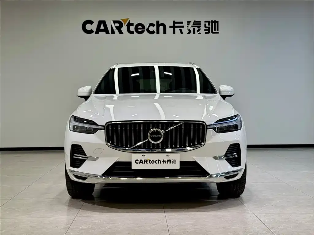 Volvo XC60 — фото 6
