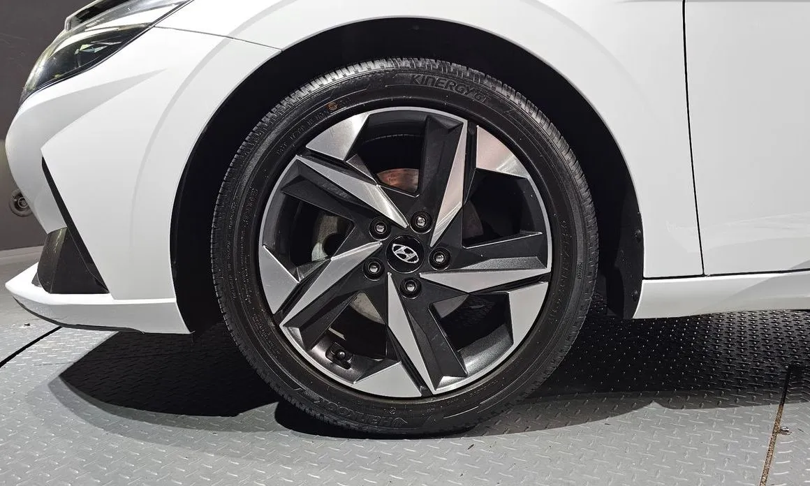 Hyundai AVANTE — фото 6