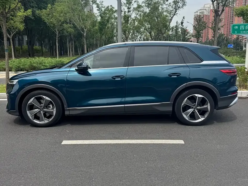 Audi Q5 e-tron 2022 из CN, фото 5