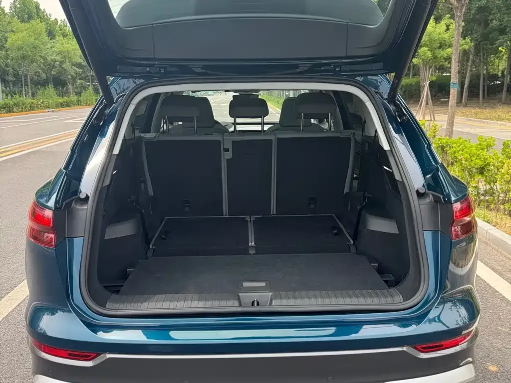 Audi Q5 e-tron 2022 из CN, фото 4