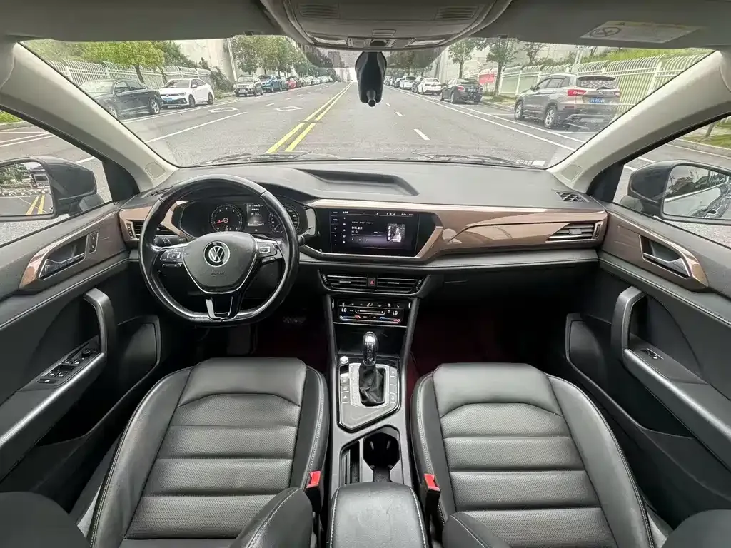 Volkswagen Tharu 2021 из CN, фото 3