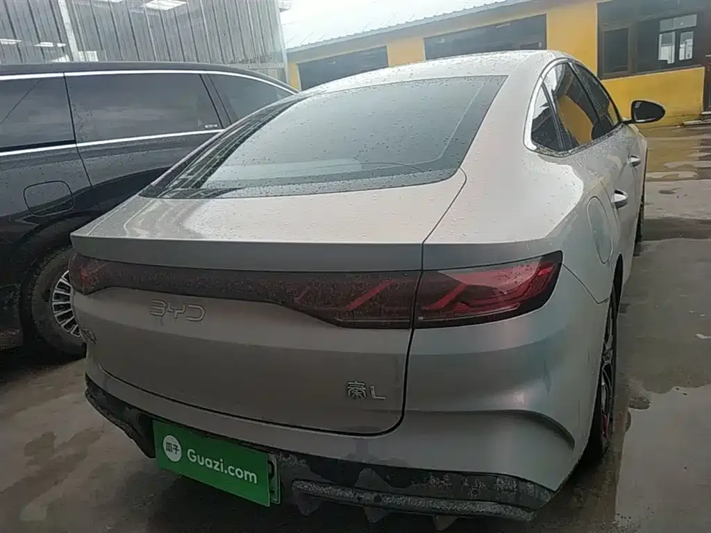BYD Qin L — фото 6