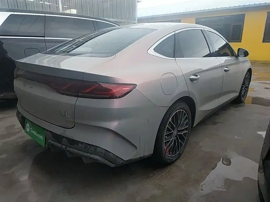 BYD Qin L — фото 5