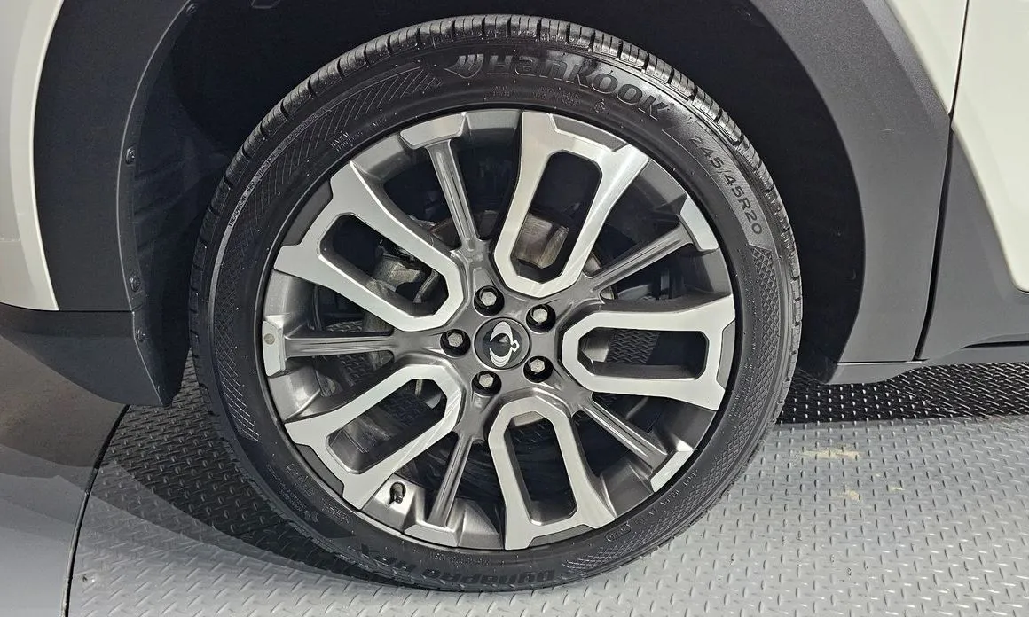 KG Mobility (Ssangyong) Torres — фото 6