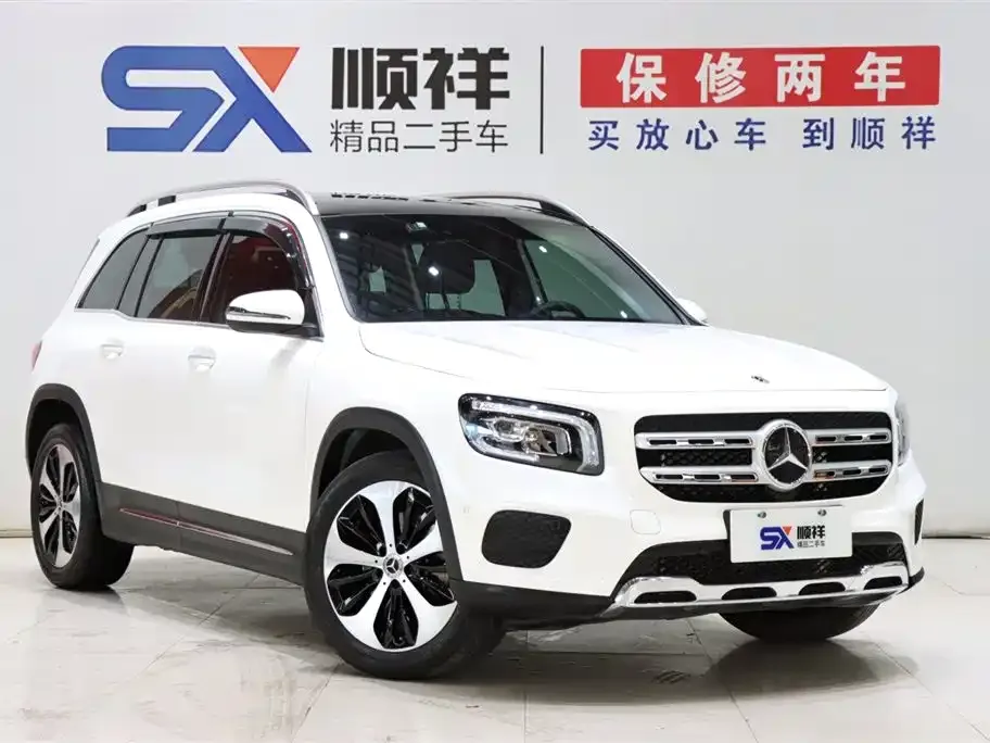 Mercedes-Benz GLB — фото 10