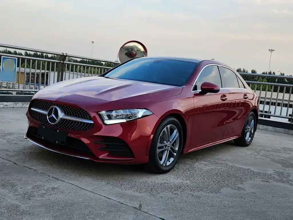 Mercedes-Benz A-Class — фото 1