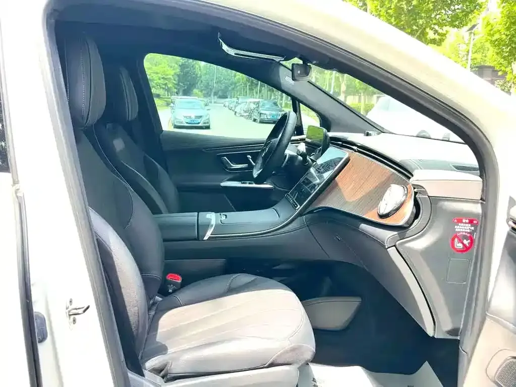 Mercedes-Benz EQE SUV 2025 из CN, фото 7