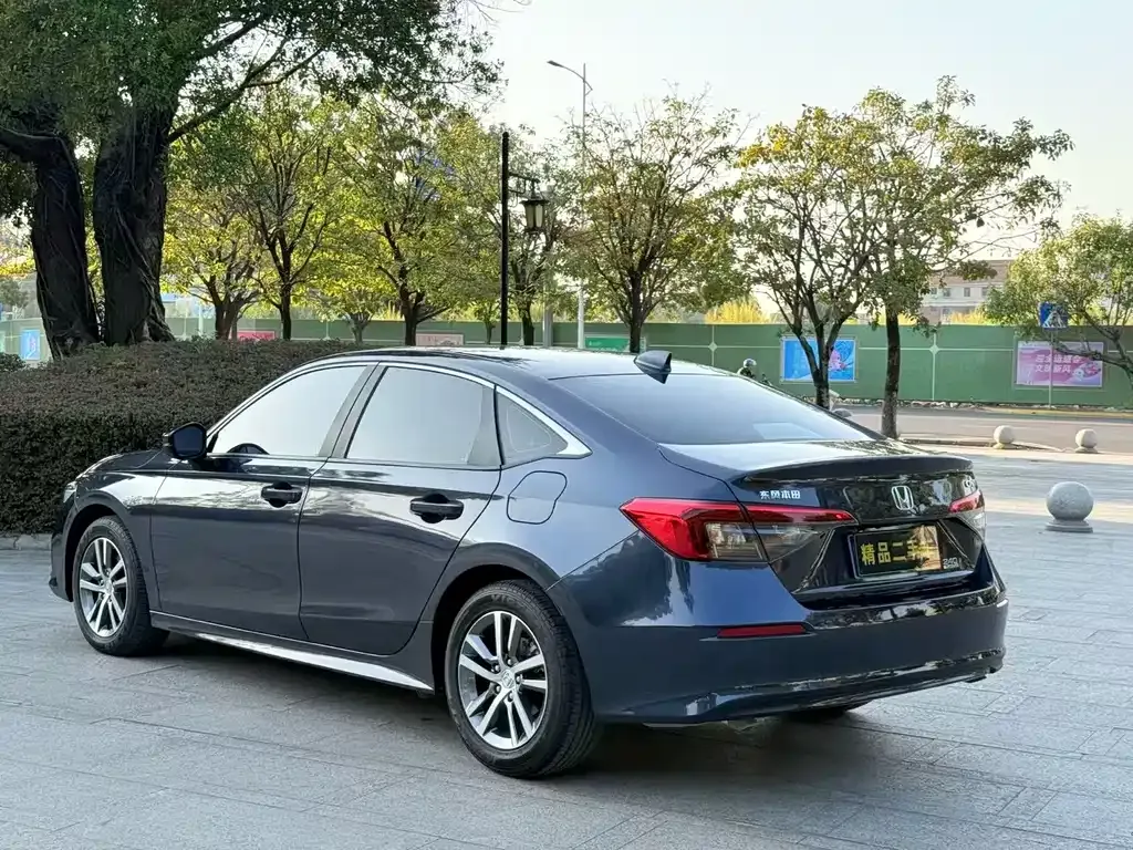 Honda Civic — фото 7