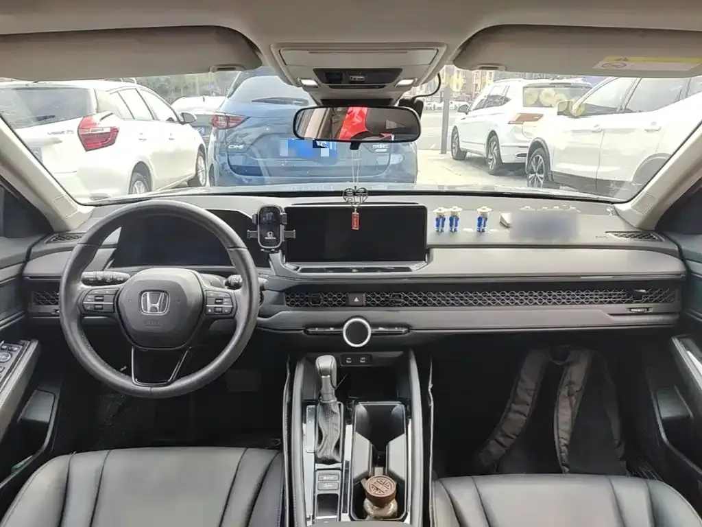 Honda Accord — фото 7
