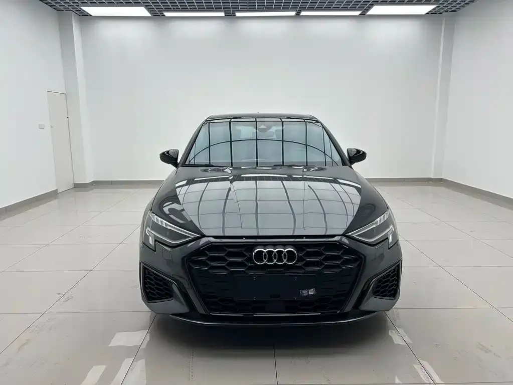 Audi A3 — фото 2