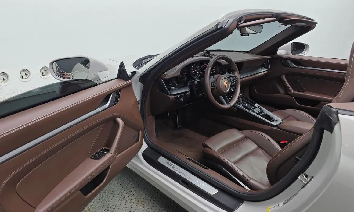 Porsche 911 2023 из KR, фото 9